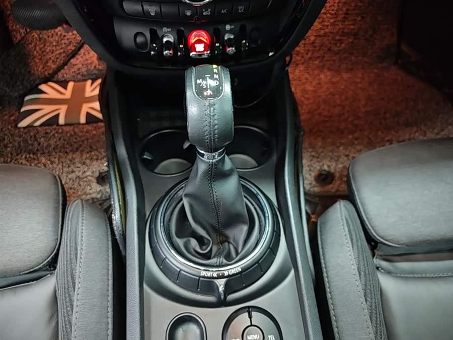 MINI Clubman 2016 — фото 14