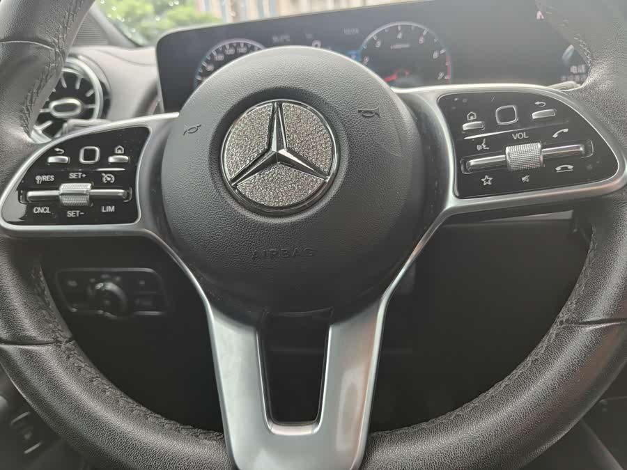Mercedes-Benz GLB 2020
