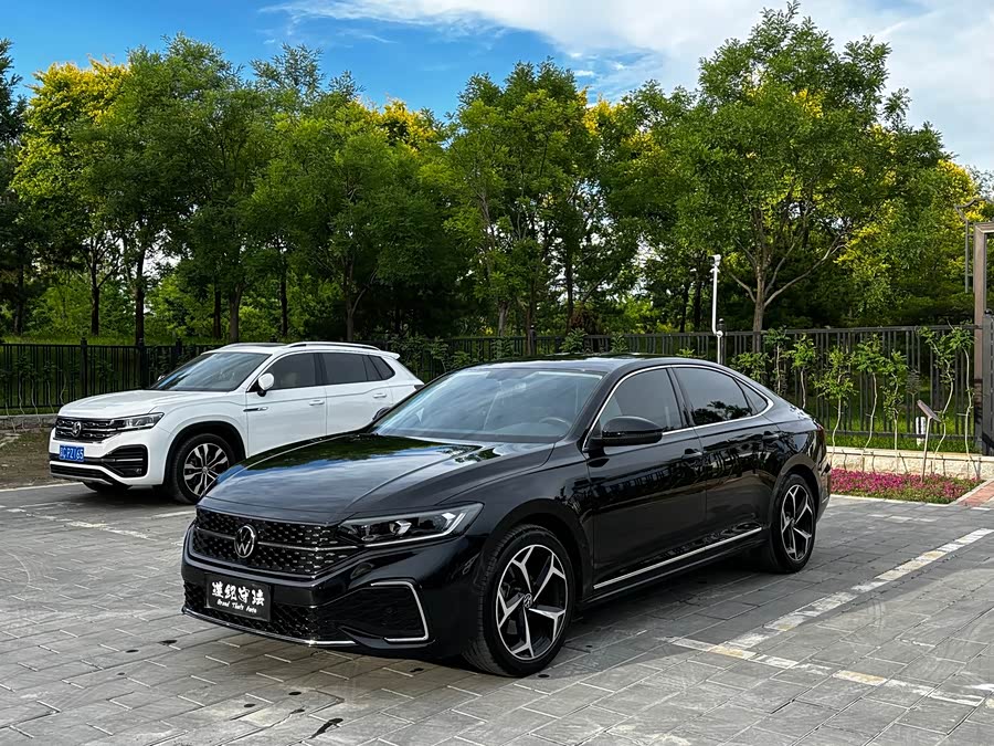 Volkswagen Passat 2024