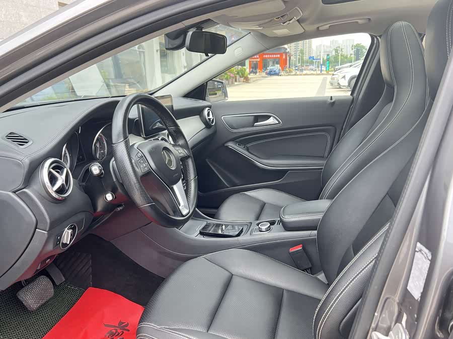 Mercedes-Benz GLA 2015 — фото 11