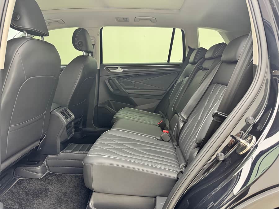 Volkswagen Tiguan L 2024