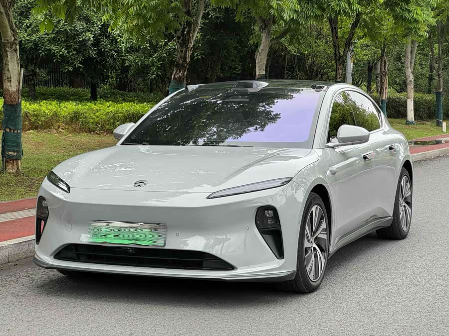 NIO ET5 2022