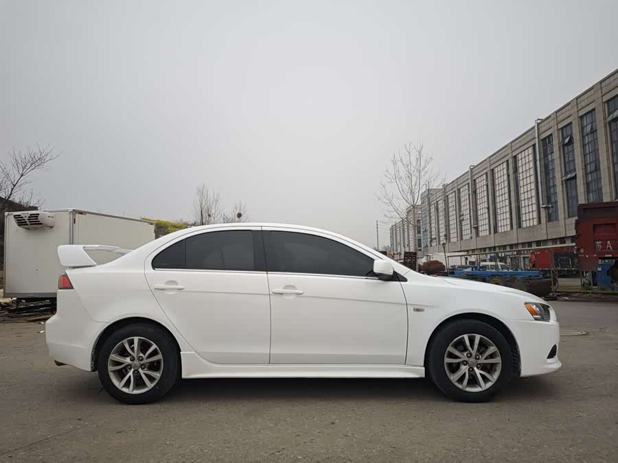 Mitsubishi Lancer EX 2013 — фото 14