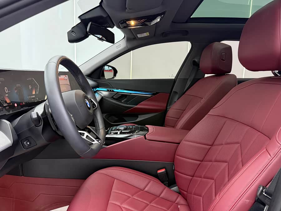 BMW 5 Series 2025