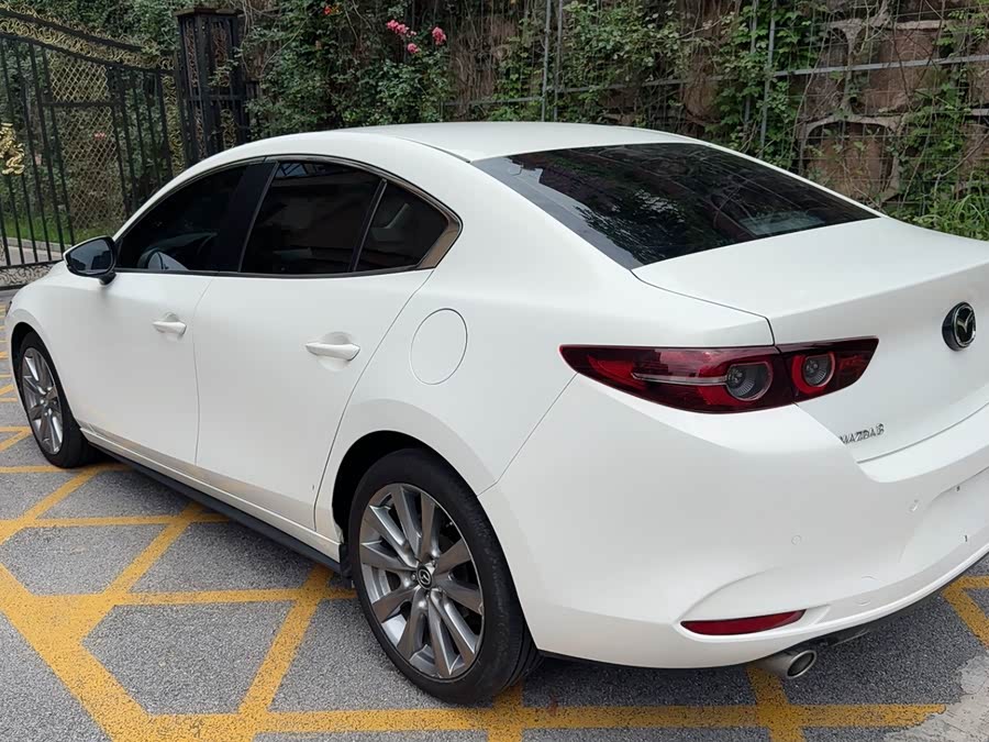 Mazda 3 Angkesela 2020