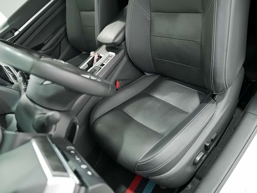 Nissan Teana 2022 — фото 10