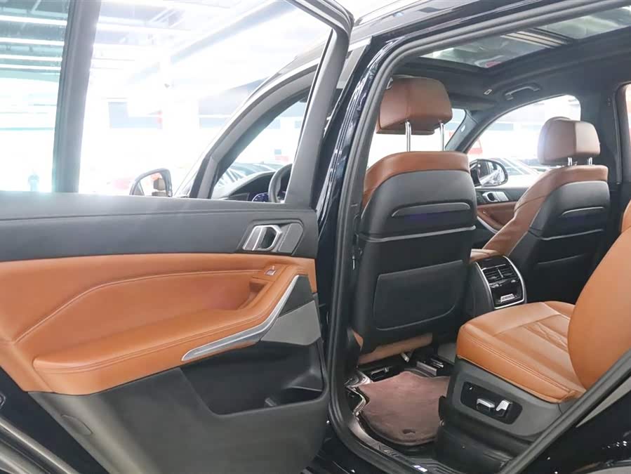 BMW X7 2022 — фото 17