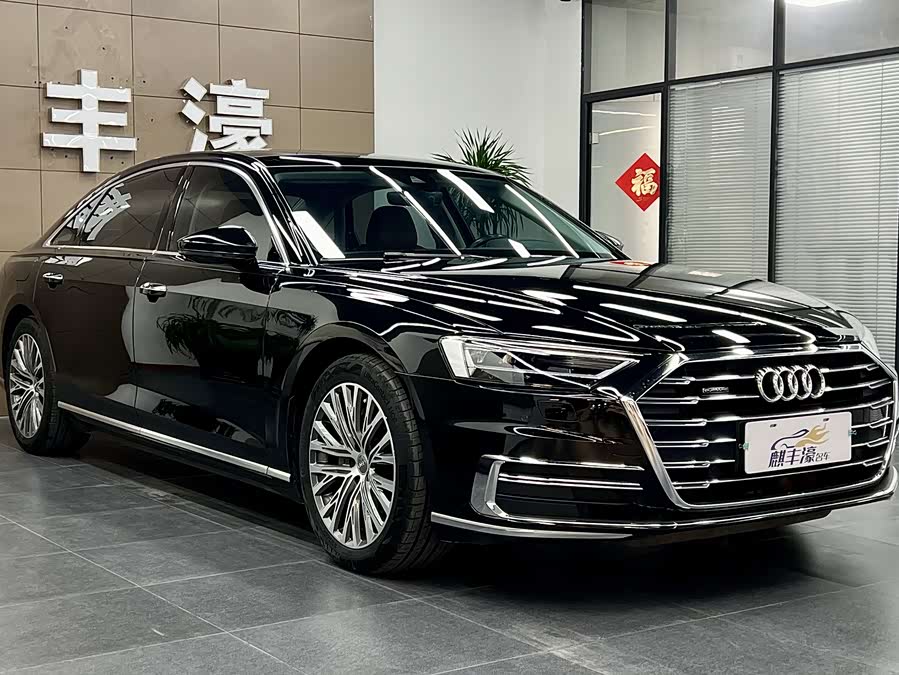 Audi A8 2022