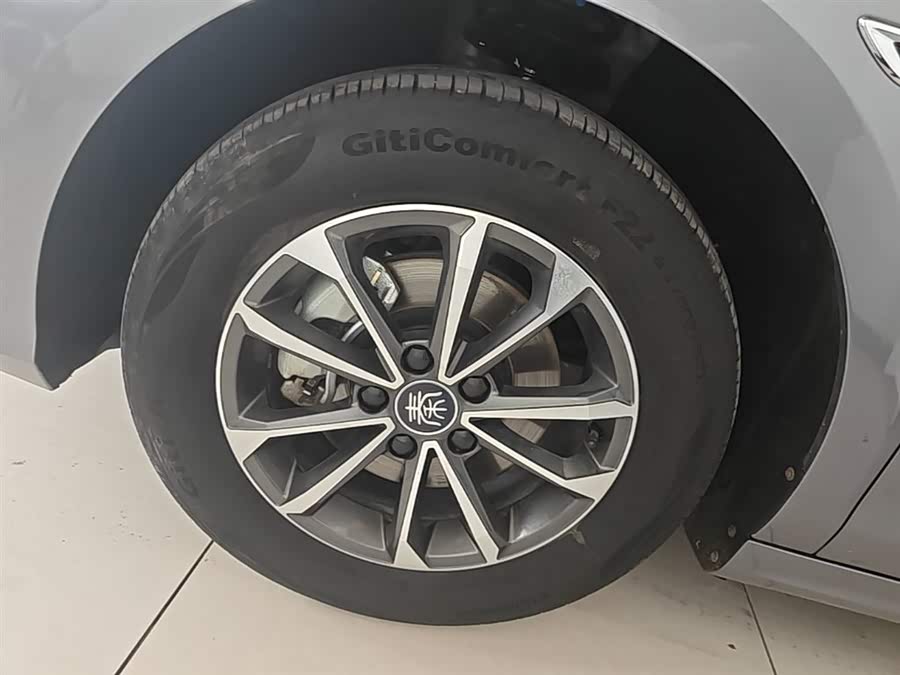 BYD Qin PLUS 2023 — фото 23