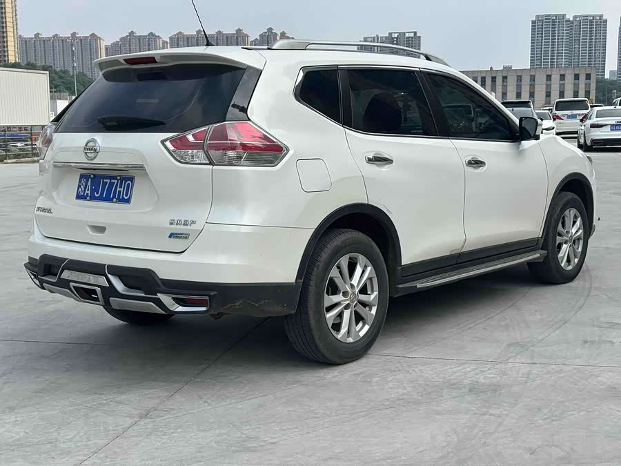 Nissan X-Trail 2014