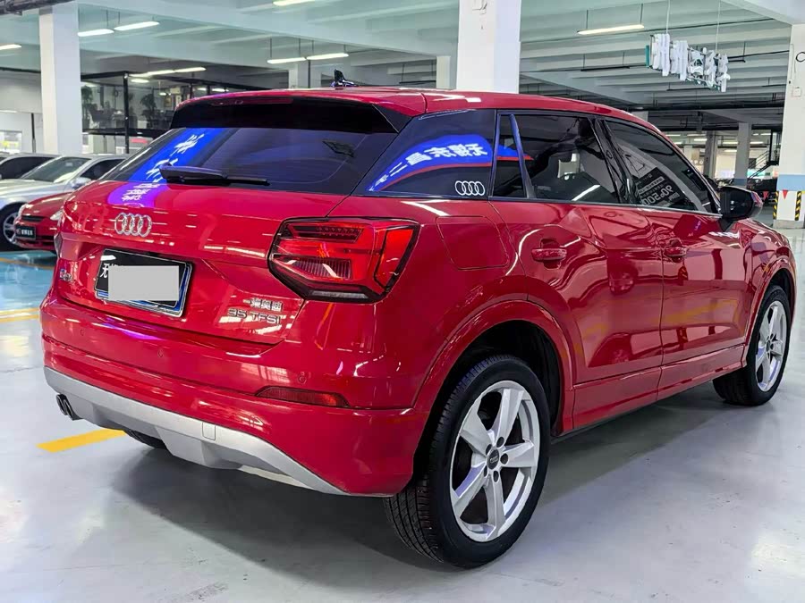 Audi Q2L 2018