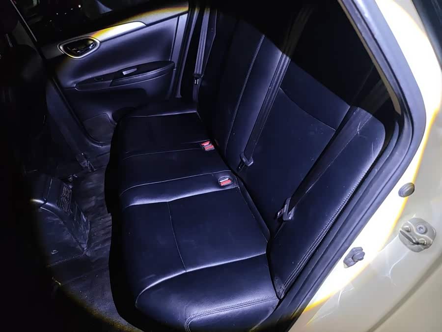 Nissan Sylphy 2021 — фото 15