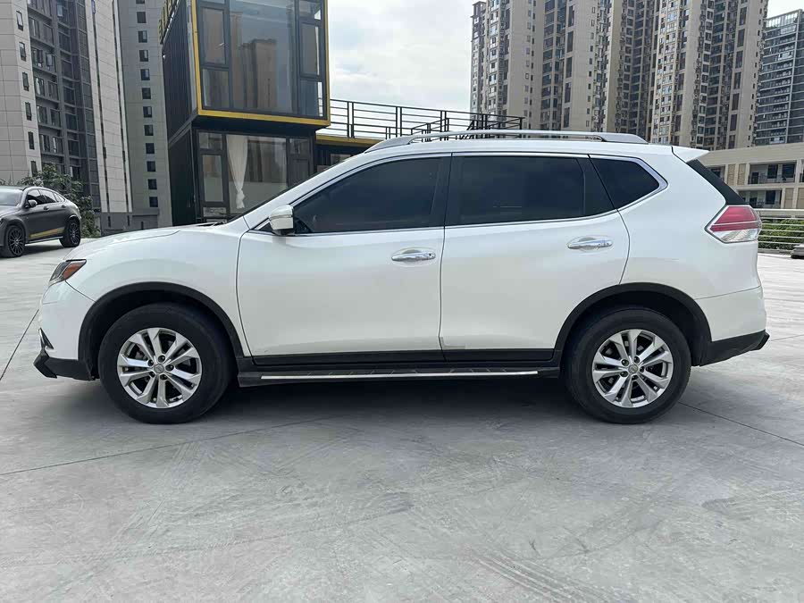 Nissan X-Trail 2014