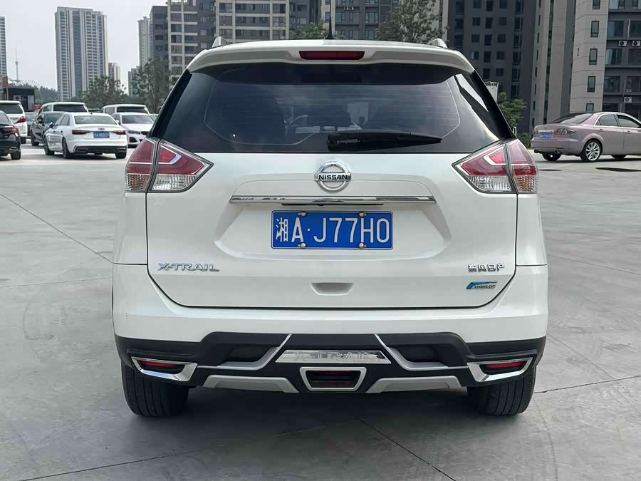 Nissan X-Trail 2014