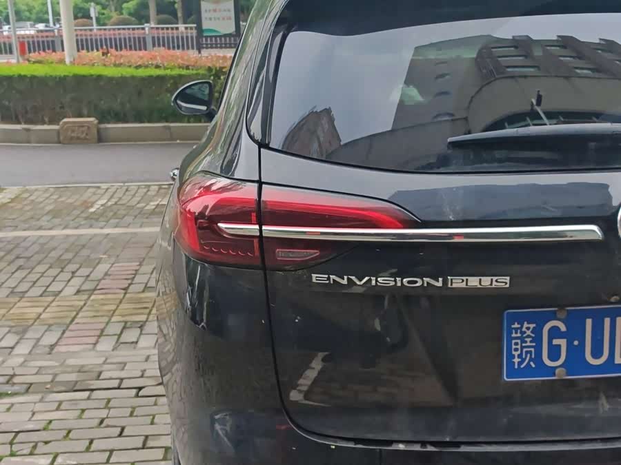 Buick Envision Plus 2022