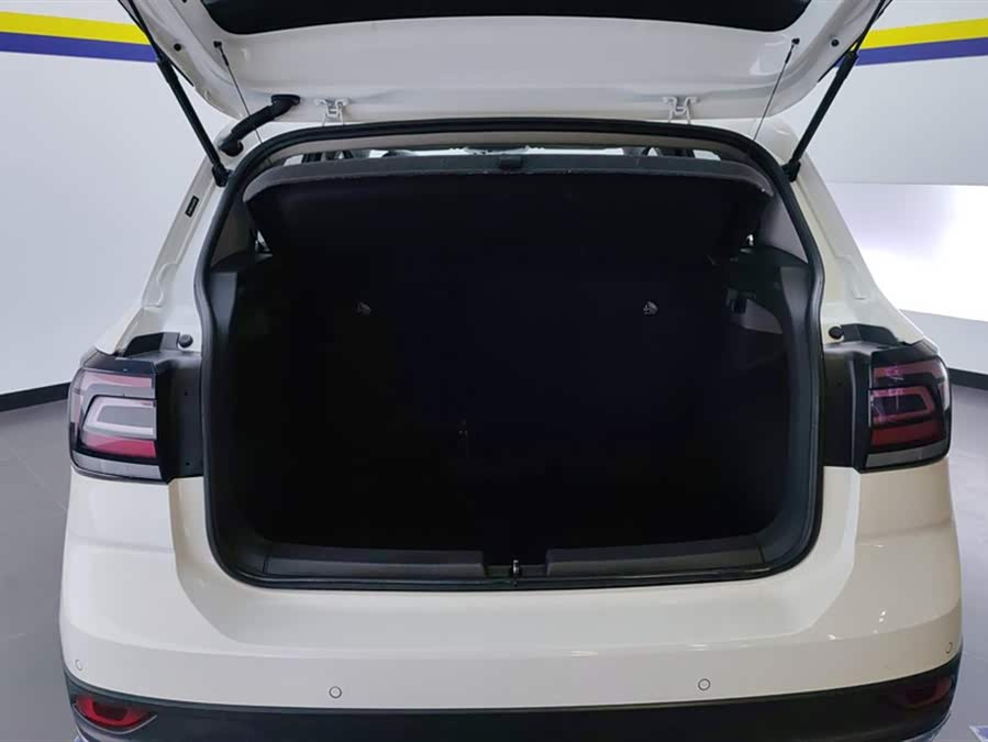Volkswagen T-Cross 2019