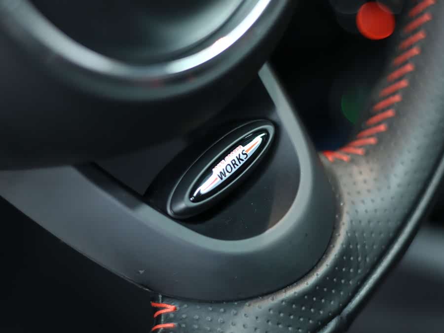 MINI JCW CLUBMAN 2017 — фото 11