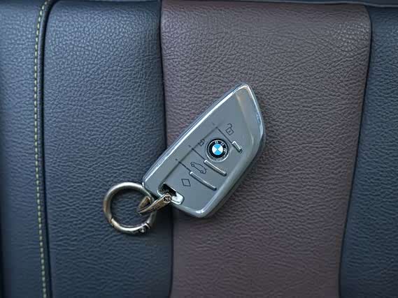 BMW X2 2023 — фото 15