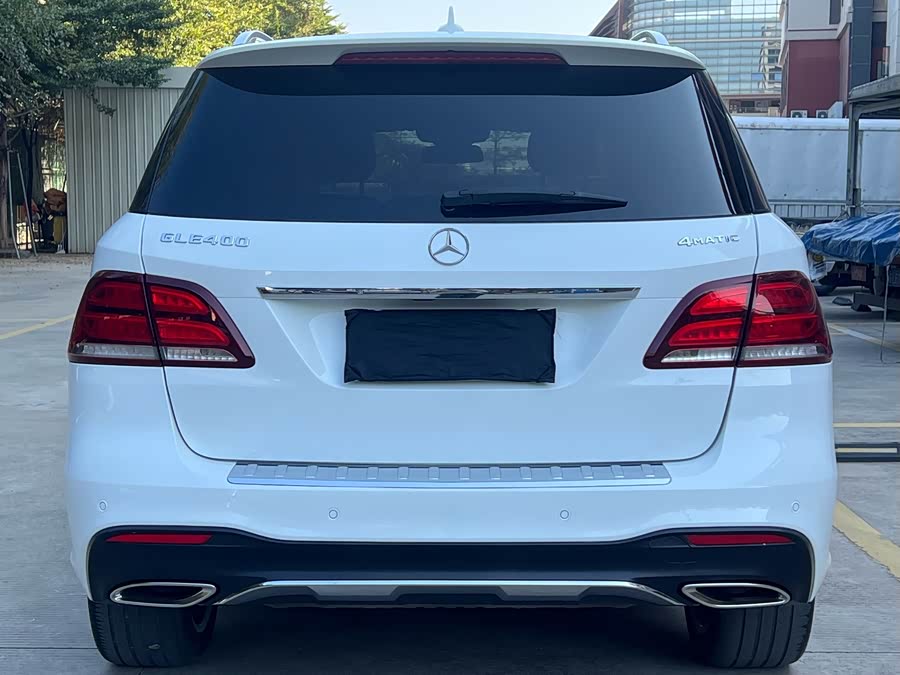 Mercedes-Benz GLE 2016
