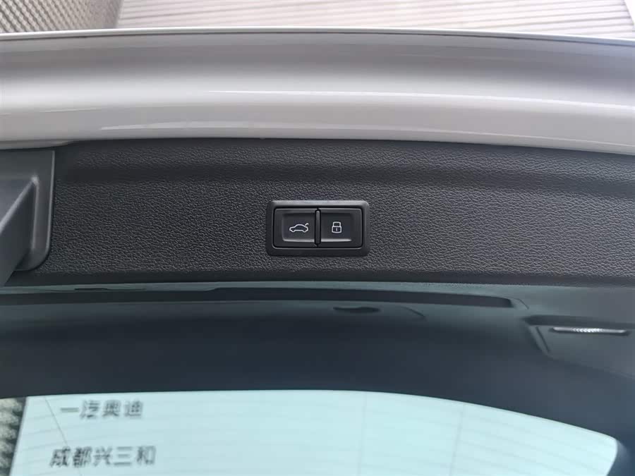 Audi Q3 2022 — фото 16