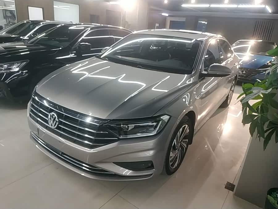 Volkswagen Sagitar 2021