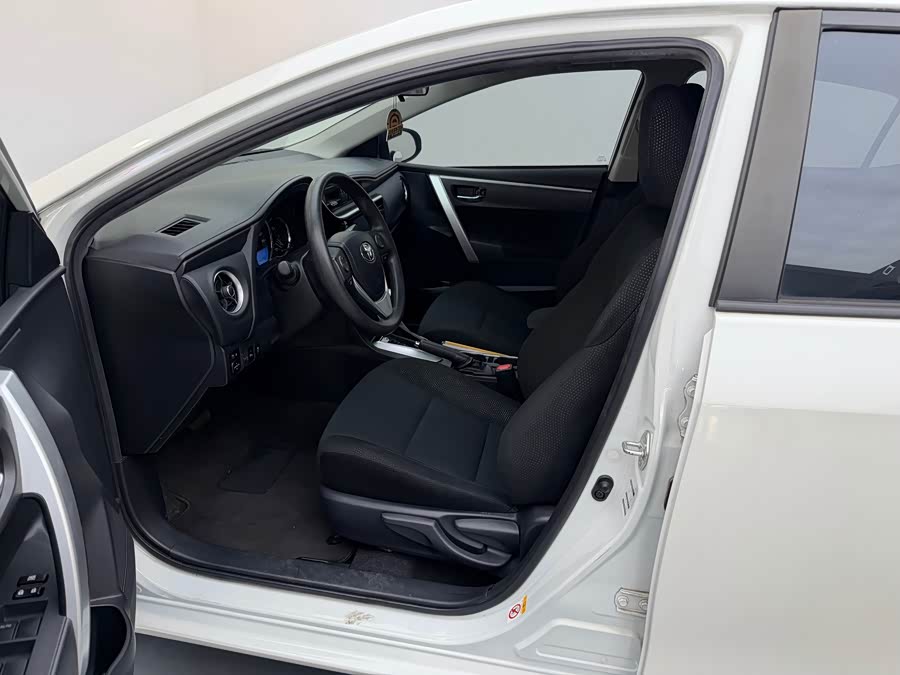 Toyota Levin 2017 — фото 11