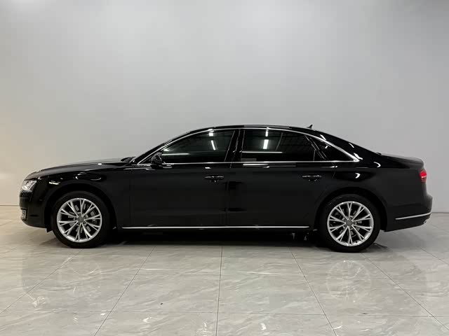 Audi A8 2014