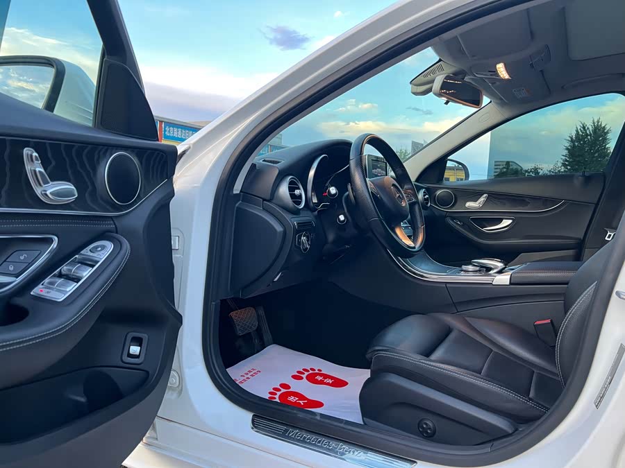Mercedes-Benz C-Class 2015 — фото 18