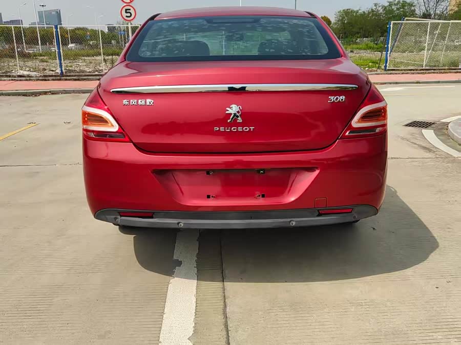 Peugeot 308 2014