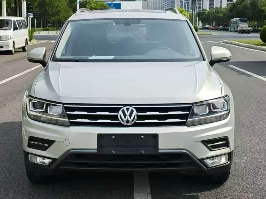 Volkswagen Tiguan L 2018
