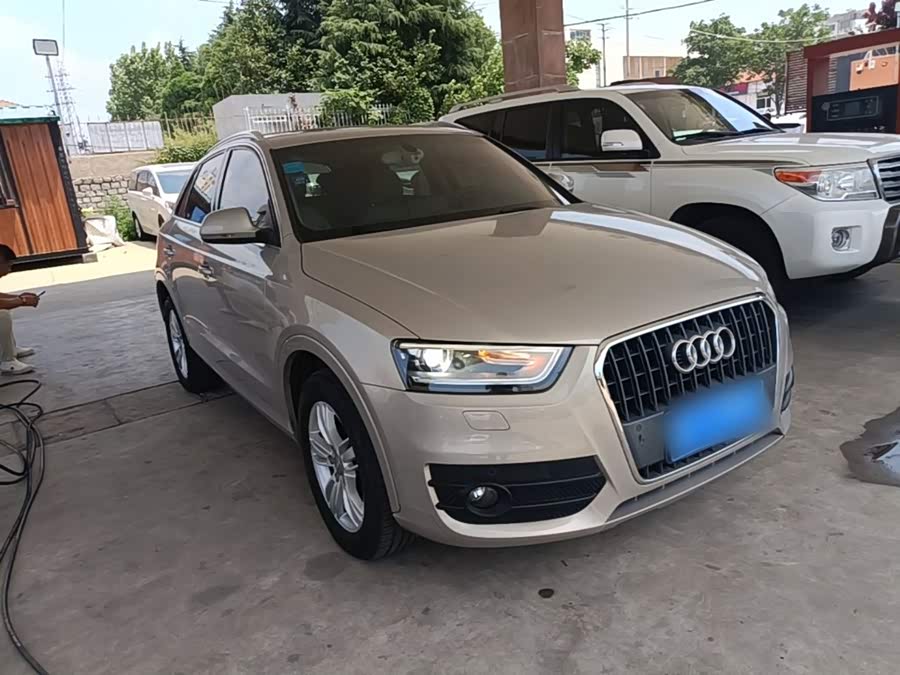 Audi Q3 2015