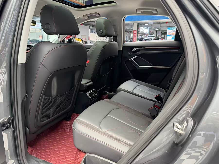 Audi Q3 Sportback 2022 — фото 10