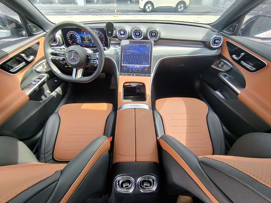 Mercedes-Benz C-Class 2023 — фото 14