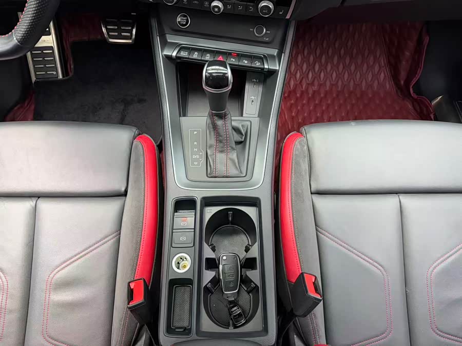 Audi Q3 Sportback 2022 — фото 13