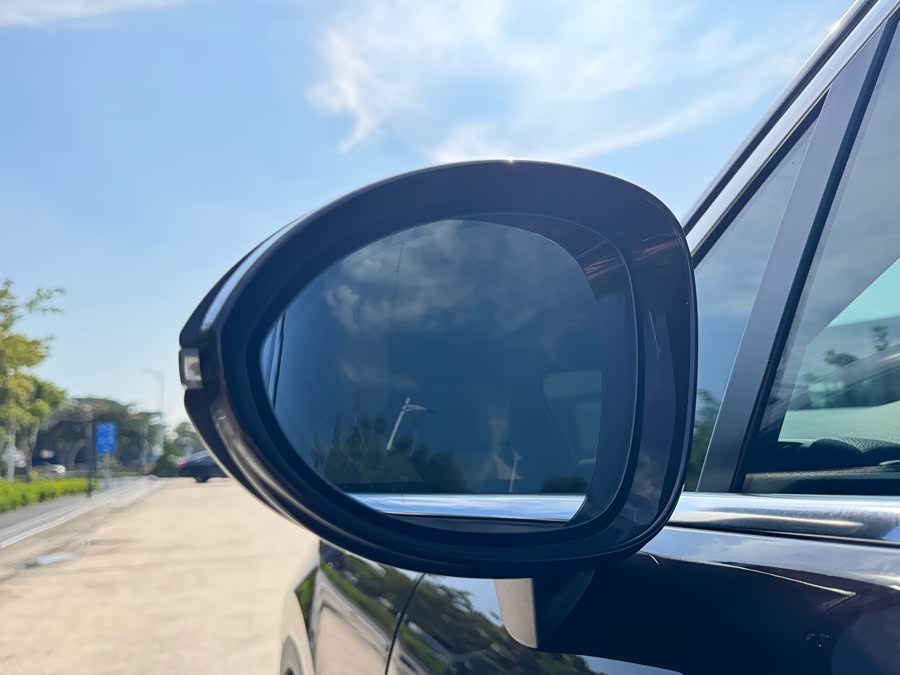 Porsche Cayenne 2018 — фото 17