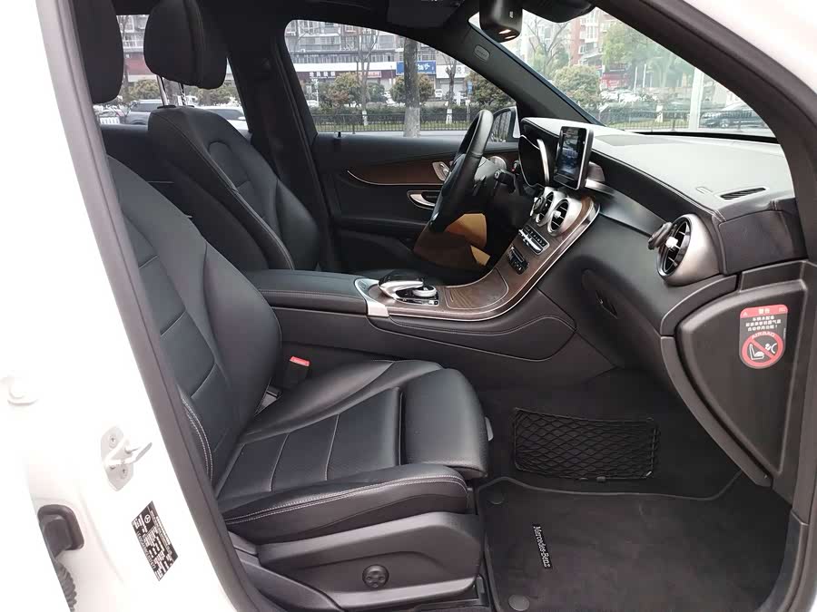 Mercedes-Benz GLC 2016