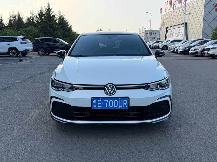 Volkswagen Golf 2023