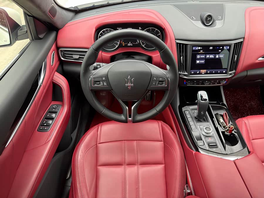 Maserati Levante 2022 — фото 10