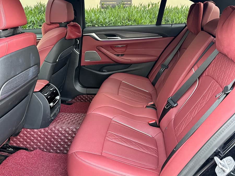 BMW 5 Series 2023