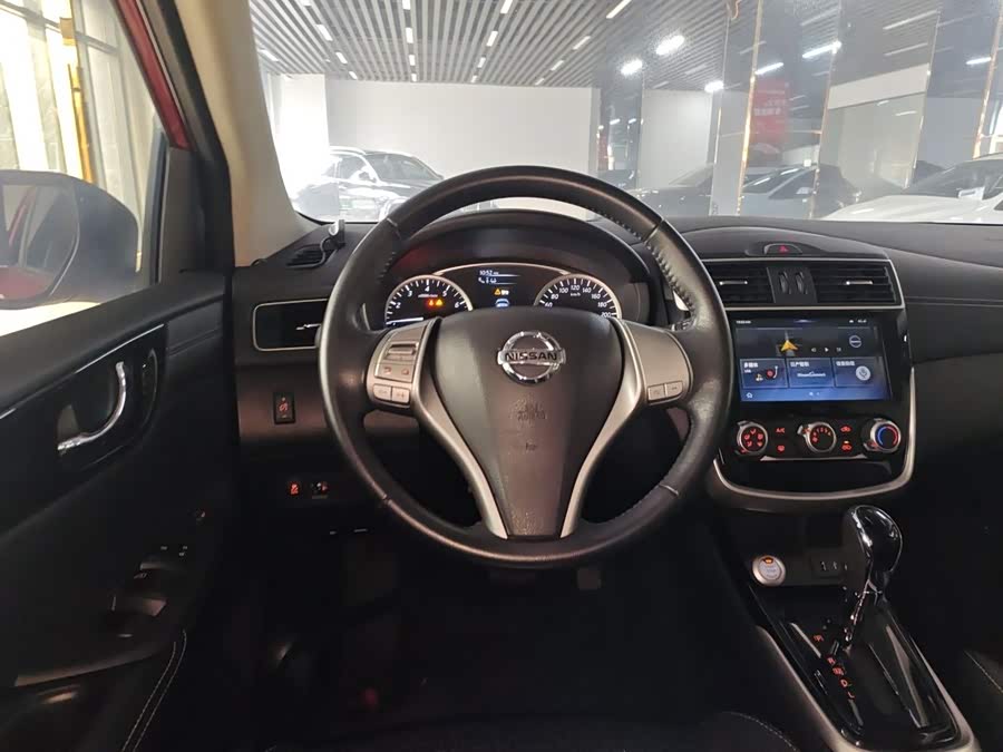 Nissan Tiida 2020