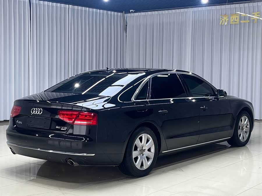 Audi A8 2012