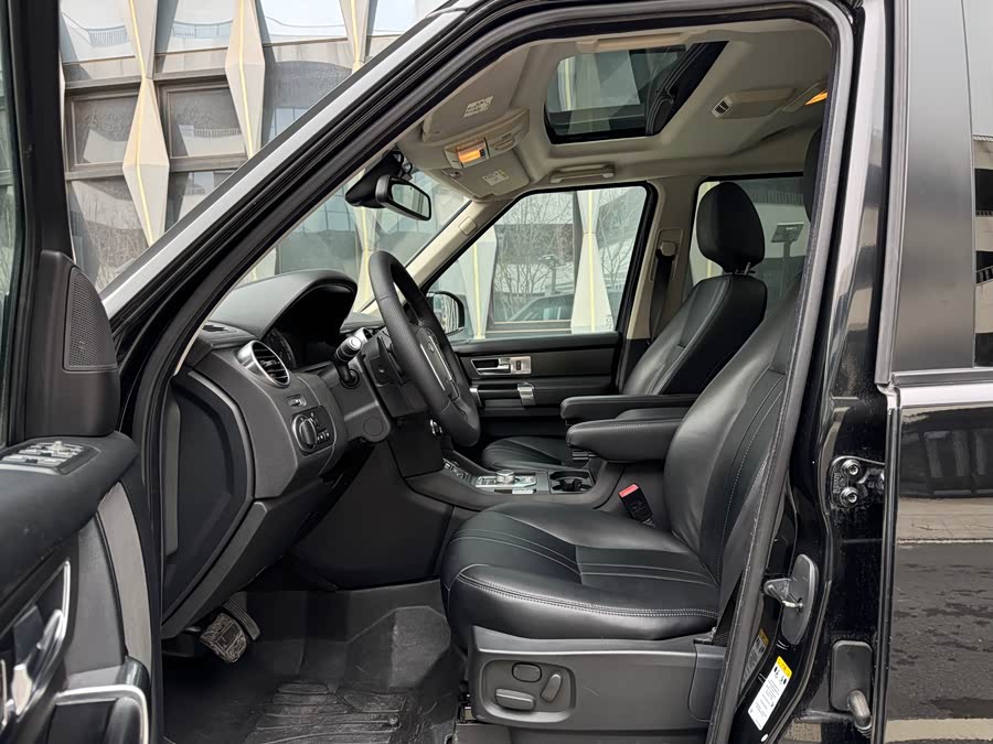 Land Rover Discovery 2015