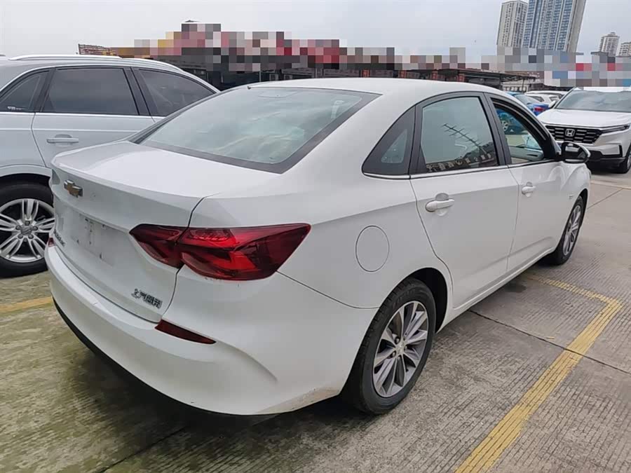 Chevrolet Cruze 2021