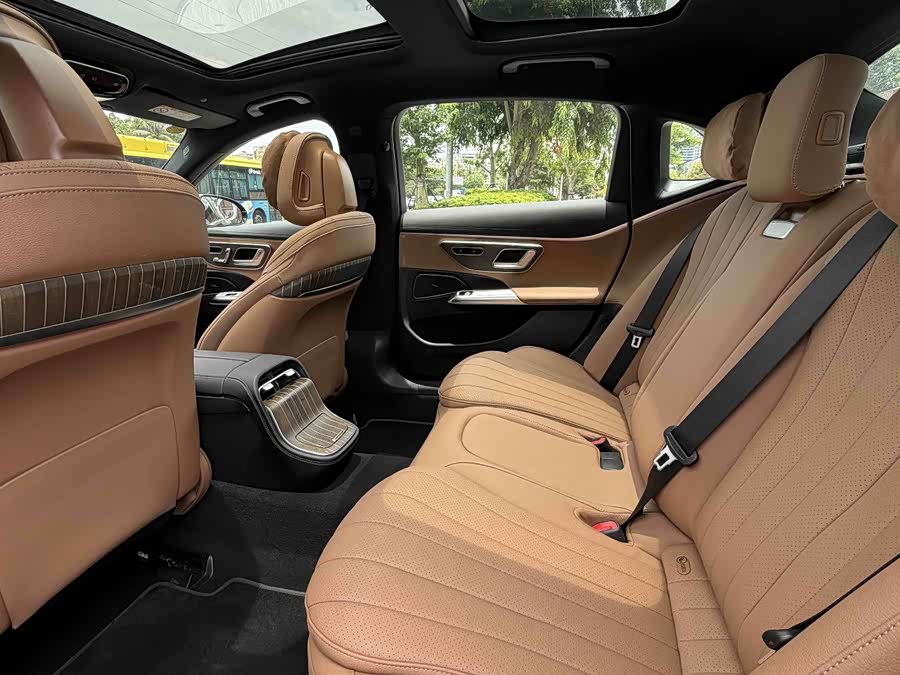 Mercedes-Benz E-Class New Energy 2024