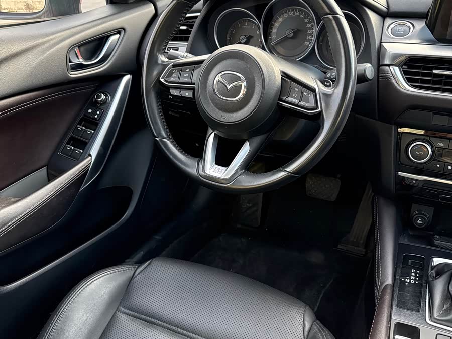 Mazda Atenza 2018 — фото 13