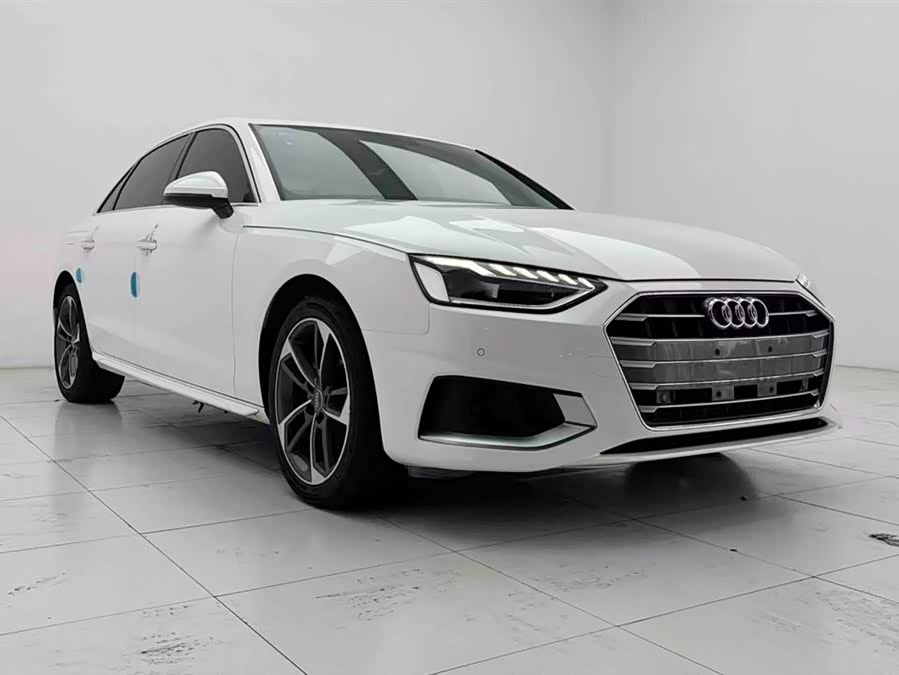 Audi A4L 2020