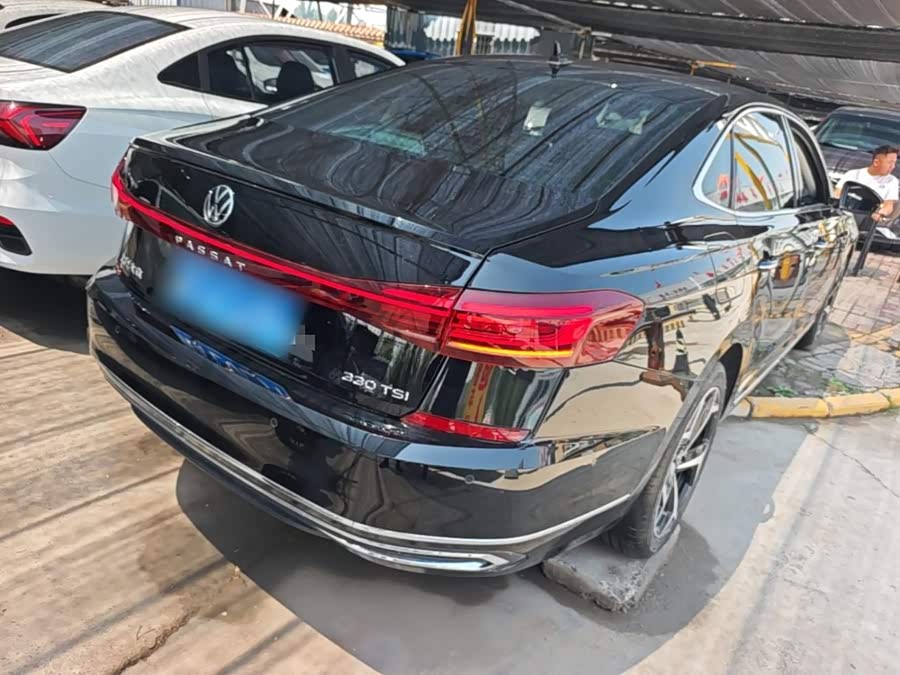 Volkswagen Passat 2023
