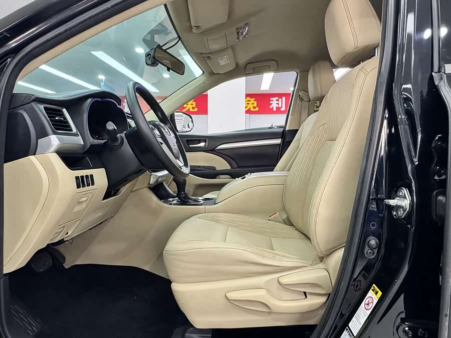 Toyota Highlander 2015 — фото 8