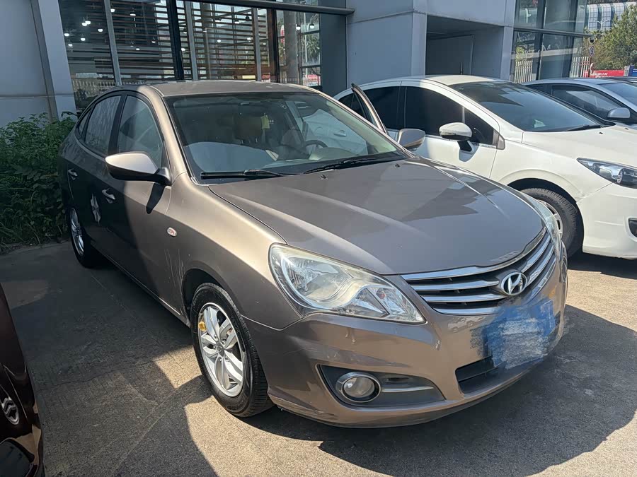Hyundai Joyful 2011