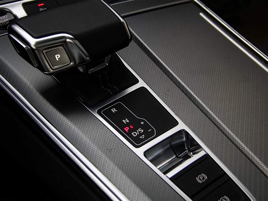 Audi A7L 2024 — фото 21